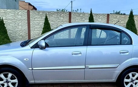 KIA Rio II, 2011 год, 700 000 рублей, 4 фотография