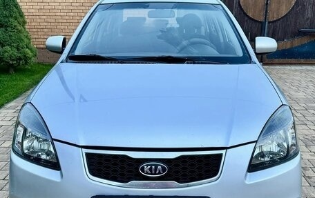 KIA Rio II, 2011 год, 700 000 рублей, 3 фотография