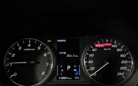 Mitsubishi Outlander III рестайлинг 3, 2019 год, 2 097 000 рублей, 11 фотография