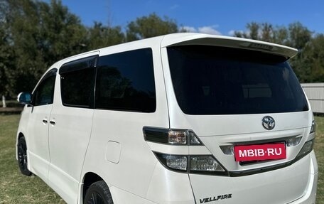 Toyota Vellfire I, 2008 год, 2 000 000 рублей, 3 фотография