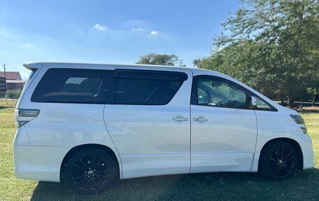 Toyota Vellfire I, 2008 год, 2 000 000 рублей, 6 фотография