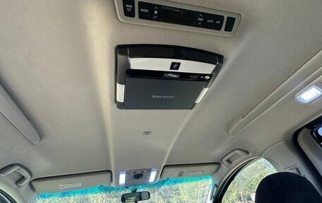 Toyota Vellfire I, 2008 год, 2 000 000 рублей, 15 фотография