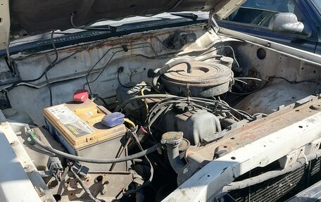 Nissan Patrol, 1987 год, 320 000 рублей, 3 фотография