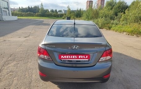 Hyundai Solaris II рестайлинг, 2013 год, 880 000 рублей, 4 фотография
