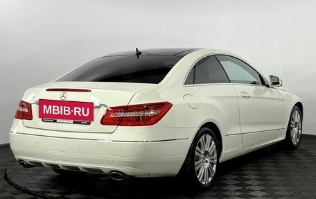 Mercedes-Benz E-Класс, 2010 год, 1 200 000 рублей, 6 фотография