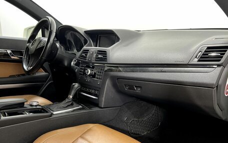 Mercedes-Benz E-Класс, 2010 год, 1 200 000 рублей, 11 фотография