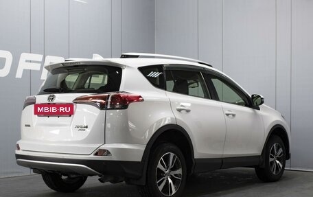 Toyota RAV4, 2015 год, 2 850 000 рублей, 2 фотография