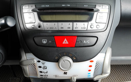 Peugeot 107 I рестайлинг, 2010 год, 599 000 рублей, 13 фотография