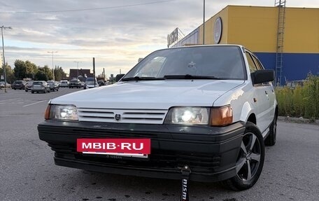 Nissan Sunny N13, 1989 год, 260 000 рублей, 2 фотография