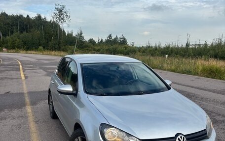 Volkswagen Golf VI, 2011 год, 830 000 рублей, 2 фотография