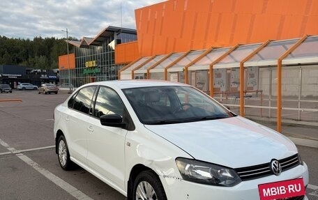 Volkswagen Polo VI (EU Market), 2014 год, 800 000 рублей, 3 фотография