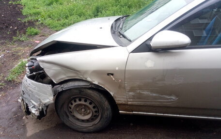 Nissan Wingroad III, 2003 год, 250 000 рублей, 2 фотография