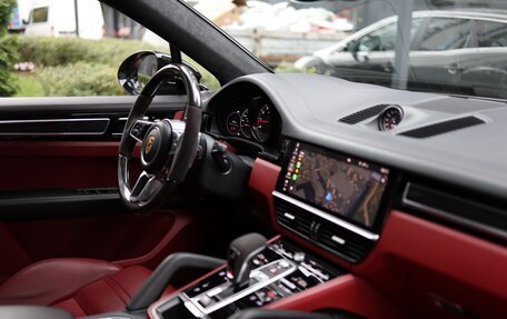 Porsche Cayenne III, 2020 год, 10 950 000 рублей, 17 фотография