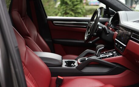 Porsche Cayenne III, 2020 год, 10 950 000 рублей, 19 фотография