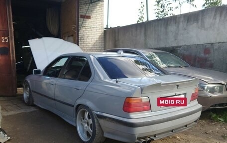 BMW 3 серия, 1992 год, 550 000 рублей, 4 фотография