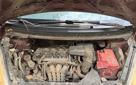 Mitsubishi Colt VI рестайлинг, 2004 год, 240 000 рублей, 4 фотография