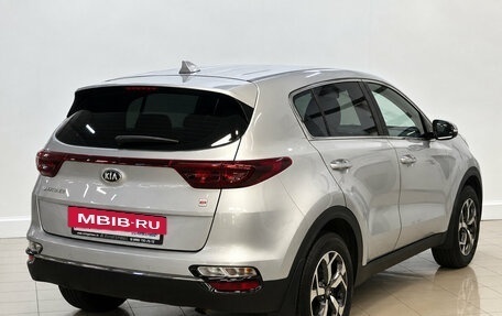 KIA Sportage IV рестайлинг, 2020 год, 1 889 000 рублей, 4 фотография