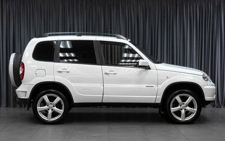 Chevrolet Niva I рестайлинг, 2016 год, 589 000 рублей, 5 фотография