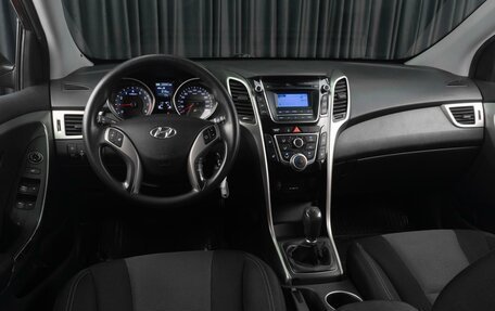 Hyundai i30 II рестайлинг, 2013 год, 849 000 рублей, 6 фотография