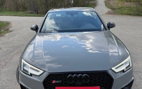Audi A4, 2019 год, 3 200 000 рублей, 10 фотография