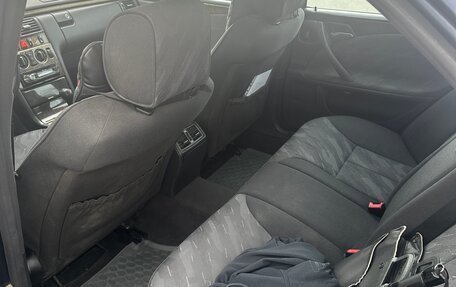Mercedes-Benz E-Класс, 2000 год, 520 000 рублей, 7 фотография