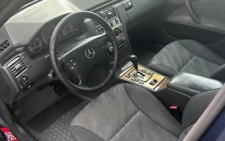 Mercedes-Benz E-Класс, 2000 год, 520 000 рублей, 6 фотография