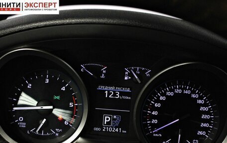Toyota Land Cruiser 200, 2012 год, 3 657 000 рублей, 19 фотография