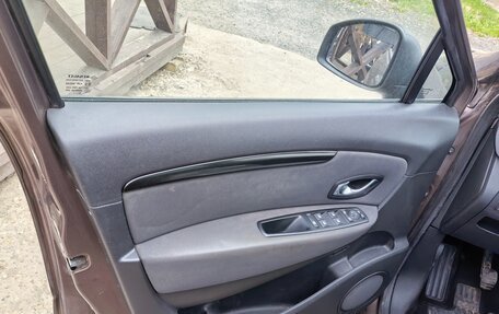 Renault Scenic III, 2012 год, 530 000 рублей, 17 фотография