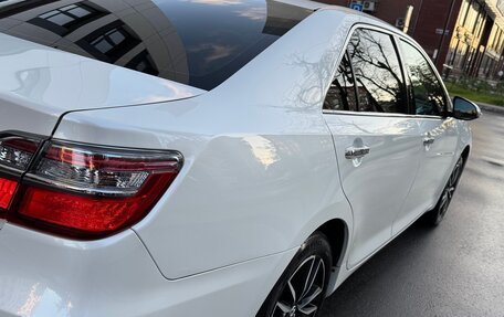 Toyota Camry, 2017 год, 1 645 000 рублей, 6 фотография