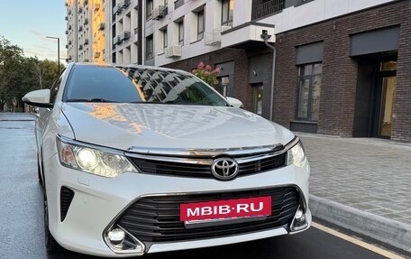 Toyota Camry, 2017 год, 1 645 000 рублей, 7 фотография