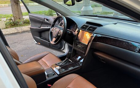 Toyota Camry, 2017 год, 1 645 000 рублей, 19 фотография