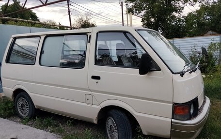 Nissan Vanette II, 1989 год, 100 000 рублей, 2 фотография