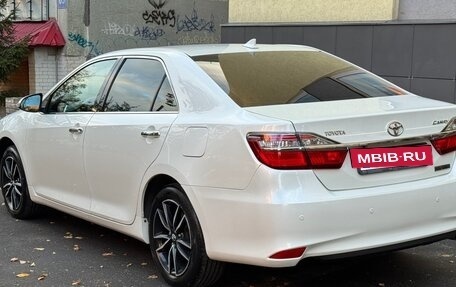 Toyota Camry, 2017 год, 1 645 000 рублей, 34 фотография