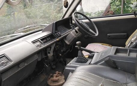 Nissan Vanette II, 1989 год, 100 000 рублей, 9 фотография