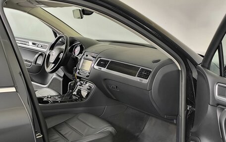 Volkswagen Touareg III, 2016 год, 3 200 000 рублей, 9 фотография