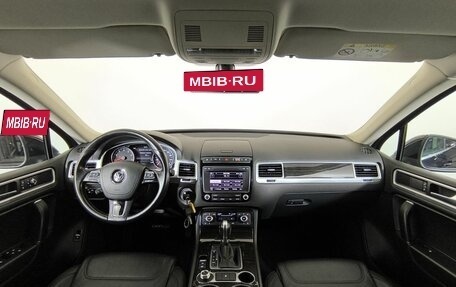 Volkswagen Touareg III, 2016 год, 3 200 000 рублей, 11 фотография