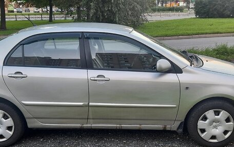 Toyota Corolla, 2004 год, 550 000 рублей, 3 фотография
