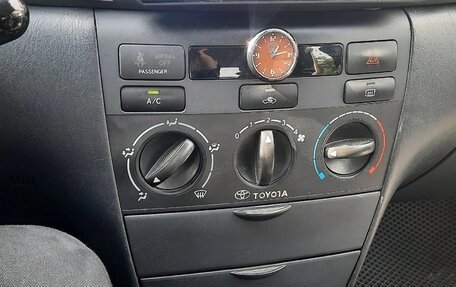 Toyota Corolla, 2004 год, 550 000 рублей, 6 фотография