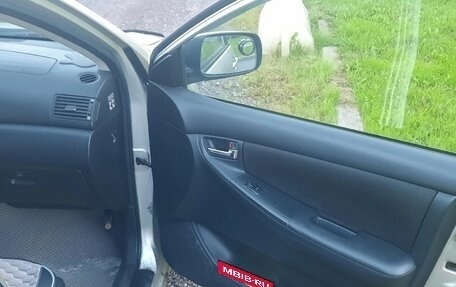 Toyota Corolla, 2004 год, 550 000 рублей, 12 фотография