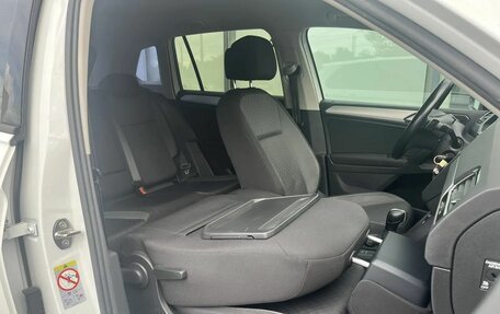 Volkswagen Tiguan II, 2019 год, 1 795 000 рублей, 12 фотография
