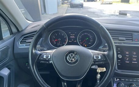 Volkswagen Tiguan II, 2019 год, 1 795 000 рублей, 15 фотография