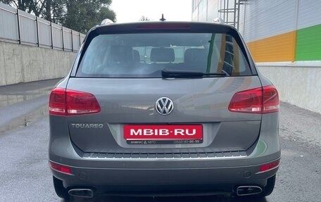 Volkswagen Touareg III, 2011 год, 1 850 000 рублей, 5 фотография