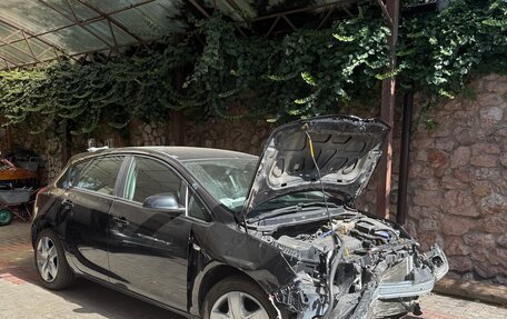 Opel Astra J, 2011 год, 250 000 рублей, 3 фотография