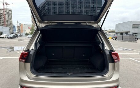 Volkswagen Tiguan II, 2017 год, 2 139 000 рублей, 9 фотография