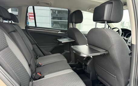 Volkswagen Tiguan II, 2017 год, 2 139 000 рублей, 12 фотография