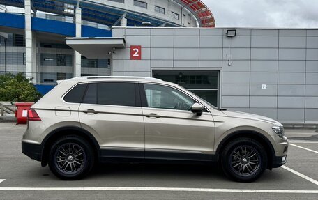 Volkswagen Tiguan II, 2017 год, 2 139 000 рублей, 6 фотография