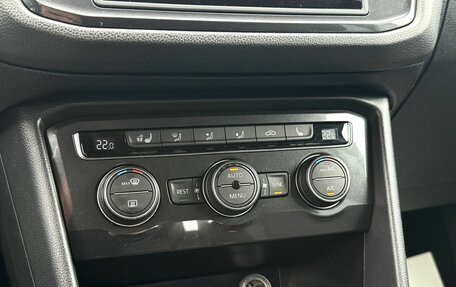 Volkswagen Tiguan II, 2017 год, 2 139 000 рублей, 16 фотография