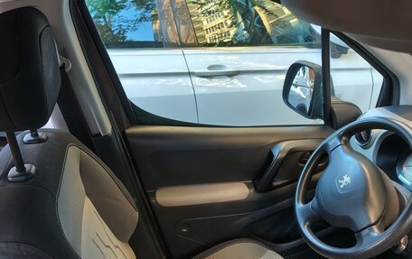 Peugeot Partner II рестайлинг 2, 2013 год, 1 000 000 рублей, 17 фотография