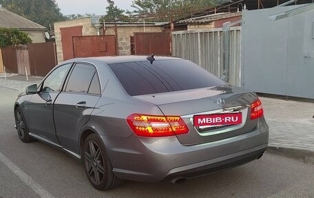 Mercedes-Benz E-Класс, 2010 год, 1 600 000 рублей, 4 фотография