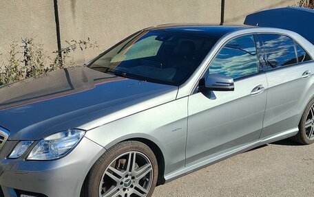 Mercedes-Benz E-Класс, 2010 год, 1 600 000 рублей, 14 фотография